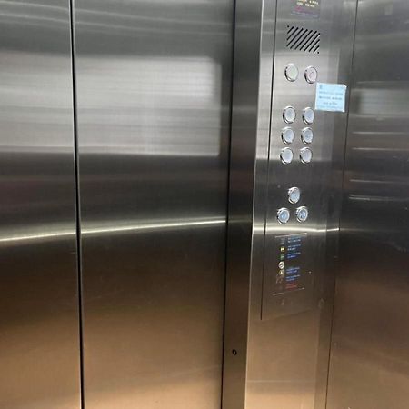 8 Residence 曼谷 外观 照片