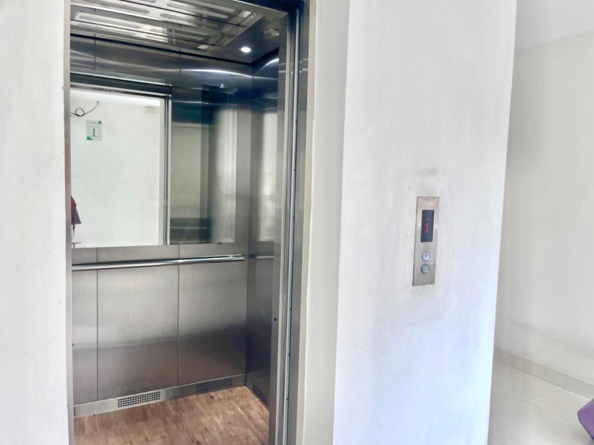 8 Residence 曼谷 外观 照片