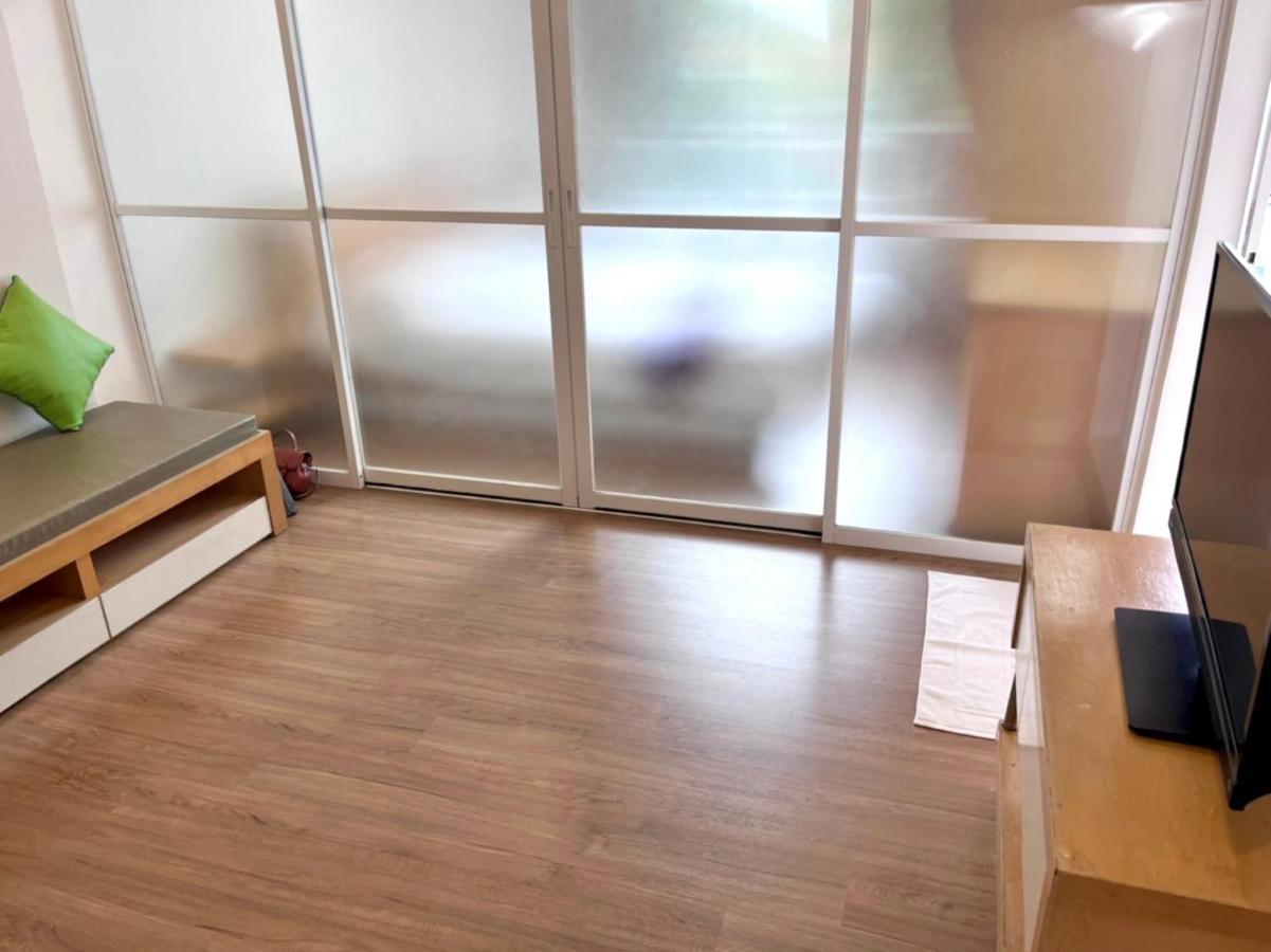 8 Residence 曼谷 外观 照片