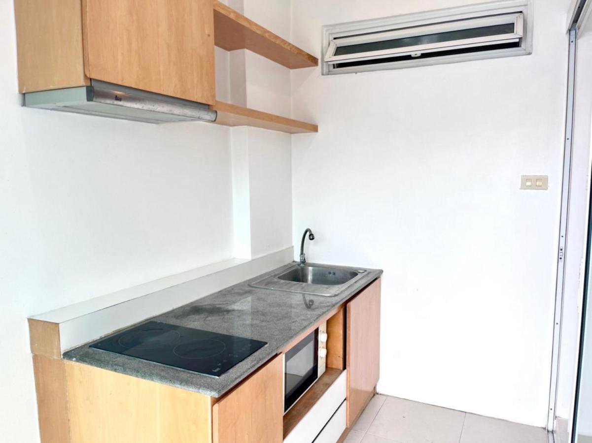 8 Residence 曼谷 外观 照片