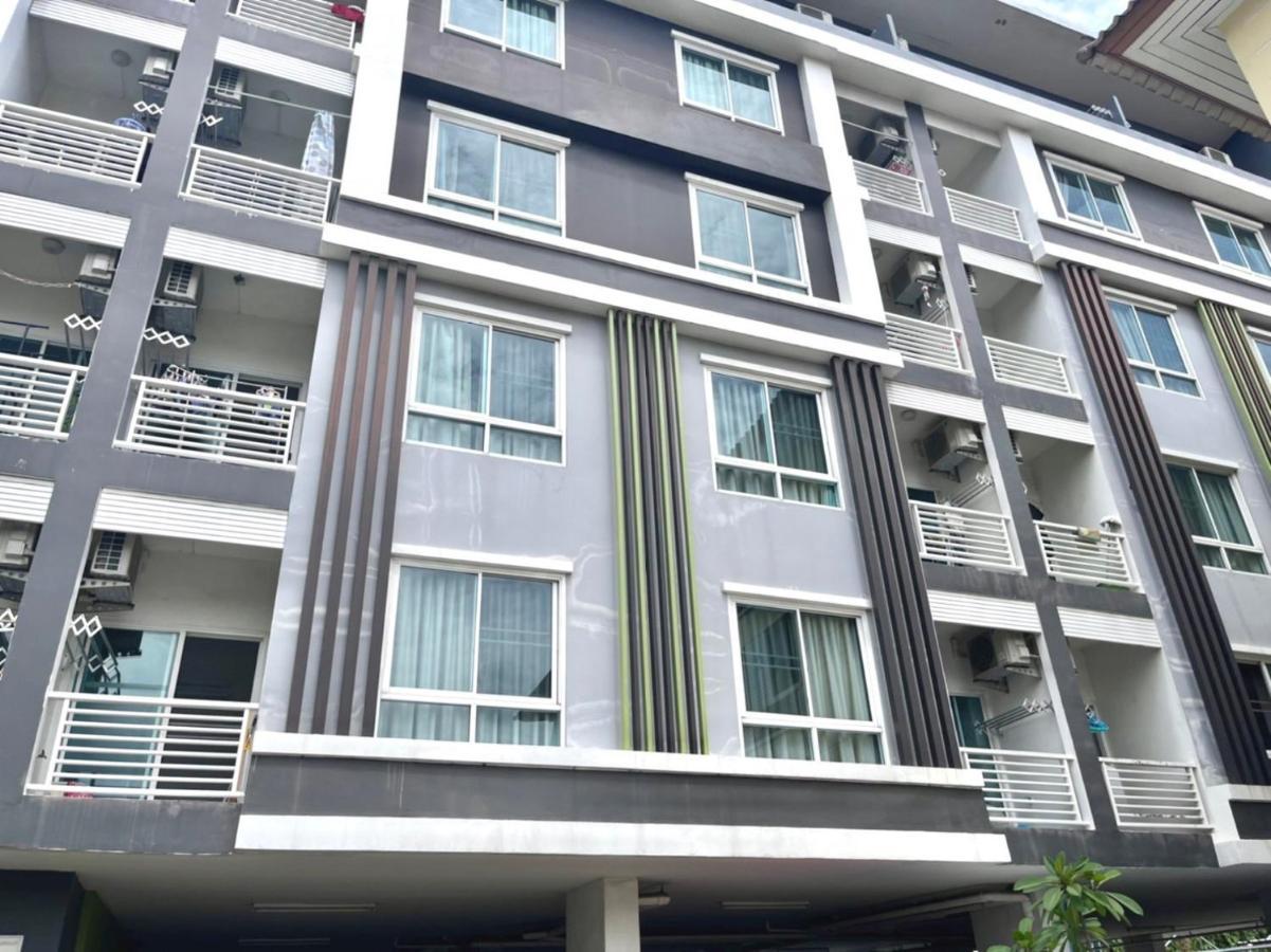 8 Residence 曼谷 外观 照片
