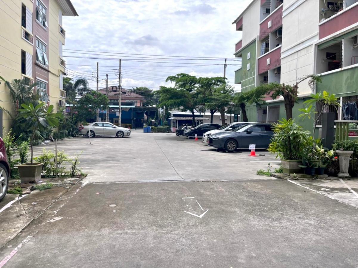 8 Residence 曼谷 外观 照片