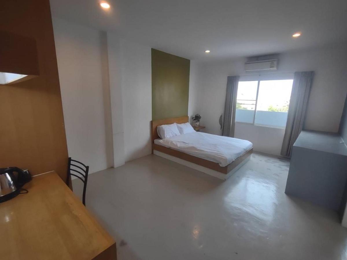 8 Residence 曼谷 外观 照片